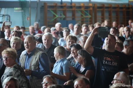 Ansambel bratov Poljanšek že 50 let navdihuje in zabava z nepozabnimi melodijami (67)